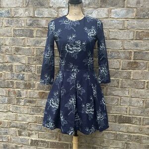 GAP Dark Blue Floral Long Sleeve Dress size 0
